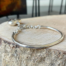 Cargar imagen en el visor de la galería, Pulsera de Diseñador en Plata 0.925 (con el Corazón en estilo Martillado)
