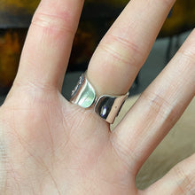 Cargar imagen en el visor de la galería, Anillo de Plata Peruana 0.950. Disponible en talla 7.5
