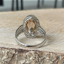 Cargar imagen en el visor de la galería, Anillo de Plata 0.925 con Zirconia Facetada color Topacio. Disponible en talla 8
