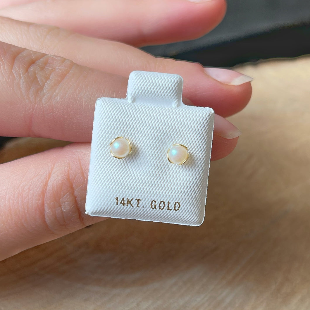 Aretes de bebé en Oro de 14k con Perlas Naturales