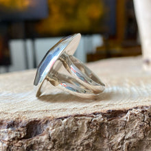 Cargar imagen en el visor de la galería, Anillo de plata Facetada 0.925. Disponible en talla 5
