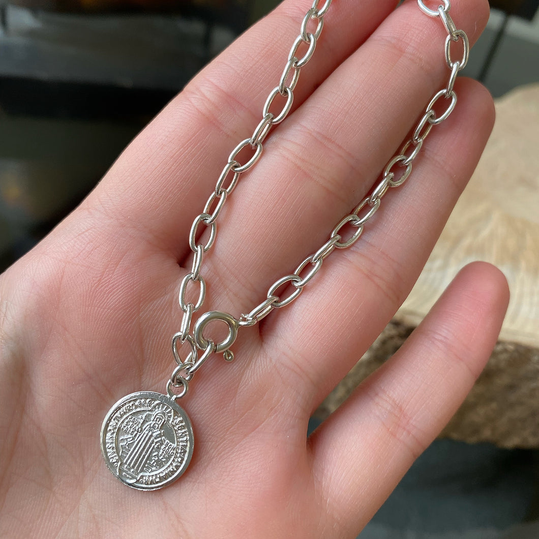 Pulsera con la Medalla de San Benito en Plata 0.925