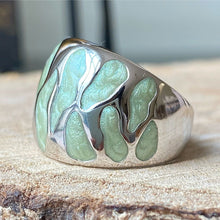 Cargar imagen en el visor de la galería, Anillo de plata peruana 0.950 con Jade Andino. Disponible en talla 7.5
