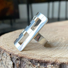 Cargar imagen en el visor de la galería, Anillo de plata 0.925. Disponible en talla 6 y talla 7.
