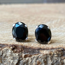 Cargar imagen en el visor de la galería, Aretes de plata 0.925 con Cristales Facetados
