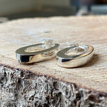 Cargar imagen en el visor de la galería, Aretes de plata 0.925
