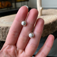 Cargar imagen en el visor de la galería, Aretes Diseño Mate en plata 0.925 (pequeños)
