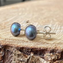 Cargar imagen en el visor de la galería, Aretes de Perlas Naturales en plata .925
