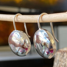 Cargar imagen en el visor de la galería, Aretes de óvalo colgante en plata 0.925
