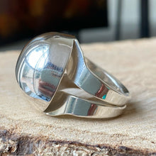 Cargar imagen en el visor de la galería, Anillo de Plata 0.925. Disponible en talla 6.5
