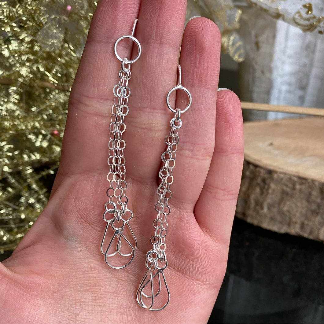 Aretes Largos de Plata 0.925 con Eslabones en Terminación de Gota