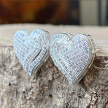 Cargar imagen en el visor de la galería, Aretes de Corazón en Plata 0.925 y Zirconias en corte Pavé
