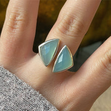 Cargar imagen en el visor de la galería, Anillo de Plata 0.925 y Jade Andino. Disponible en talla 8
