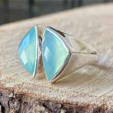 Cargar imagen en el visor de la galería, Anillo de Plata 0.925 y Jade Andino. Disponible en talla 8
